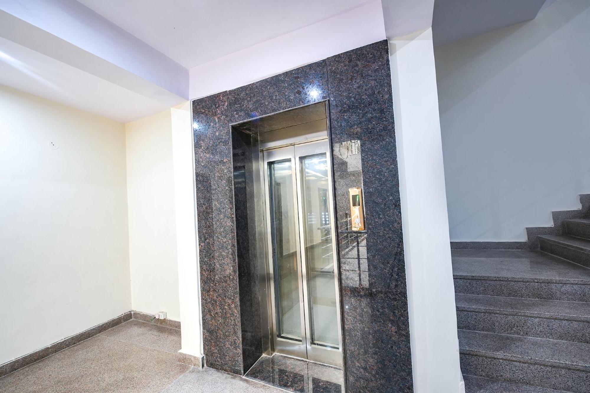 Fabhotel The Yashobhumi Near Yashobhoomi Convention Centre Delhi  Luaran gambar