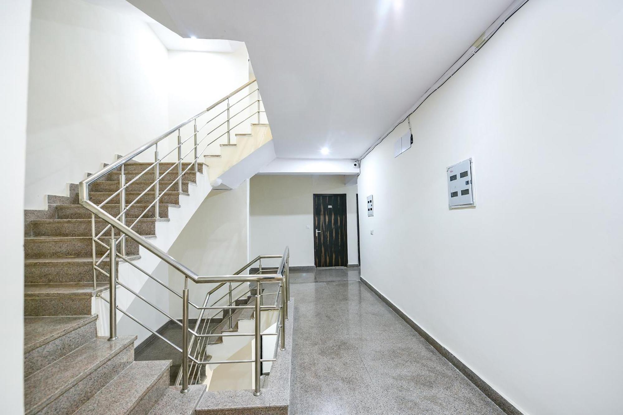 Fabhotel The Yashobhumi Near Yashobhoomi Convention Centre Delhi  Luaran gambar